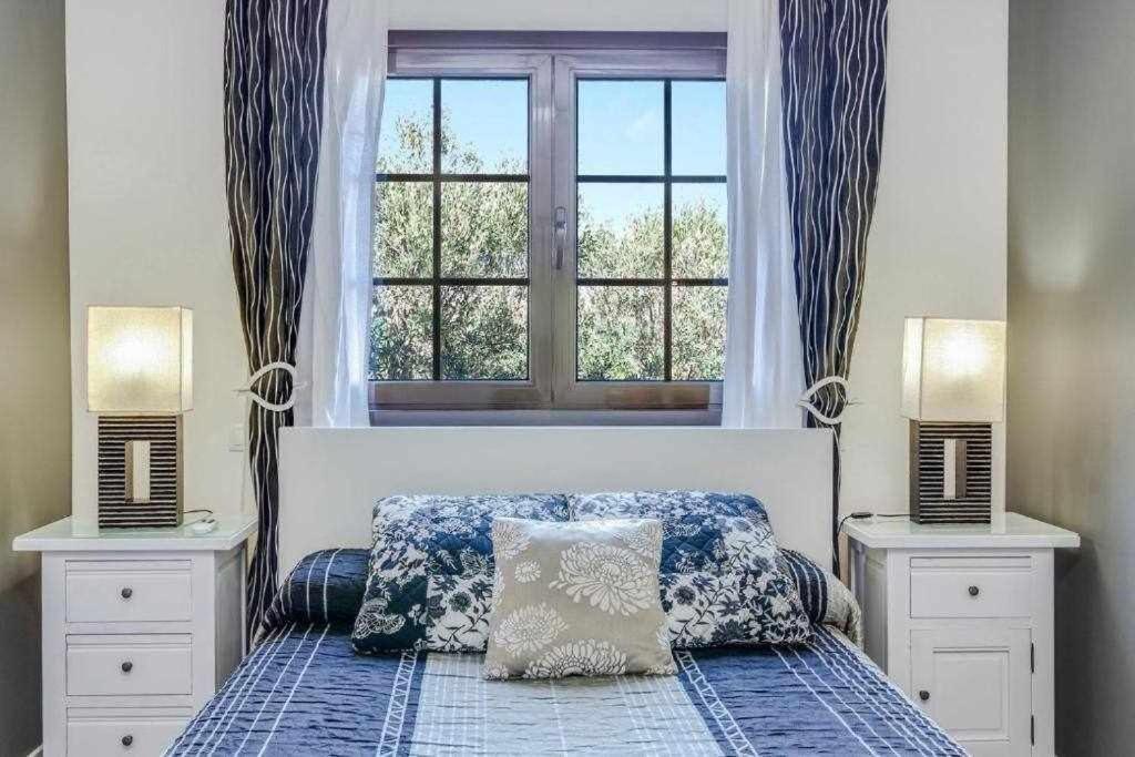 Villa Cobas Con Piscina Y Privada Triquivijate 外观 照片