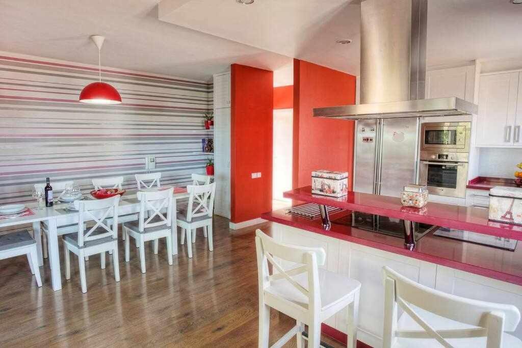 Villa Cobas Con Piscina Y Privada Triquivijate 外观 照片
